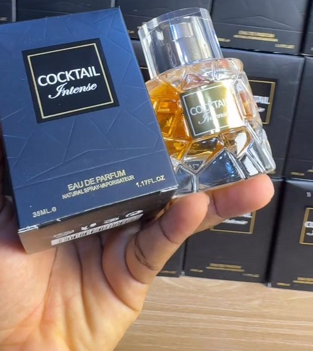 Cocktail Intense perfume with its box